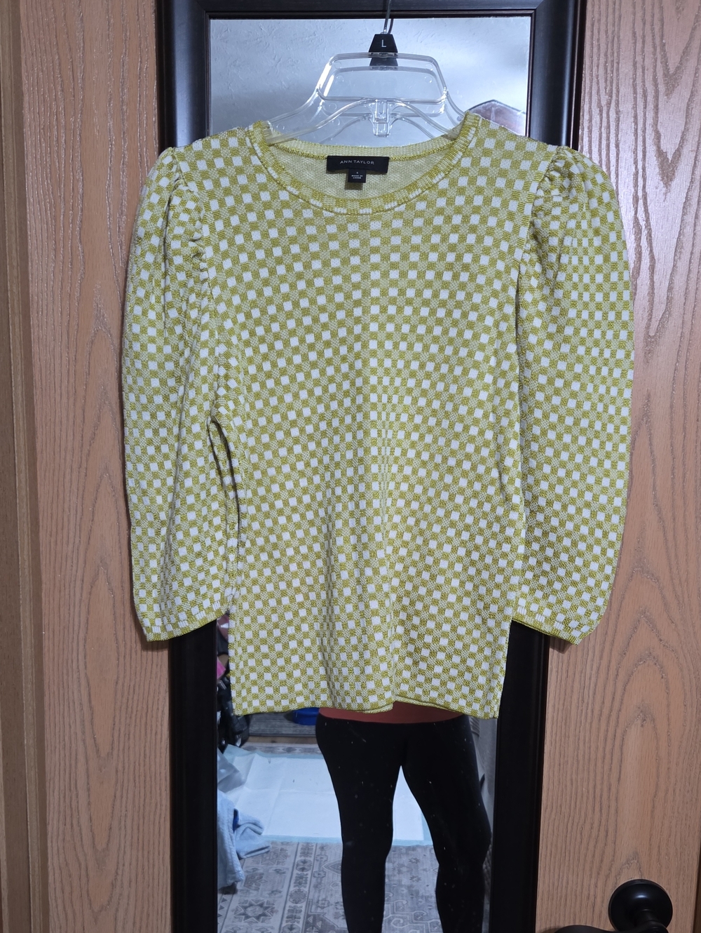 Ann Taylor Lime and White Checker Puff-Sleeve Sweater
